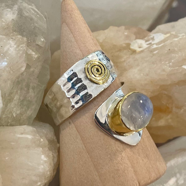 Moonstone Swirl