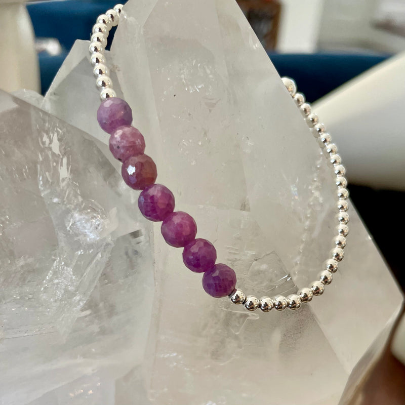 Round Ruby Bar